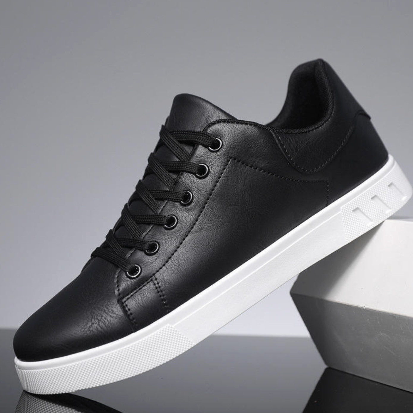 Men’s Plus-Size Casual Leather Shoes – Fashion Platform Loafers & Lace-Up Skate Shoes with Anti-Slip Sole