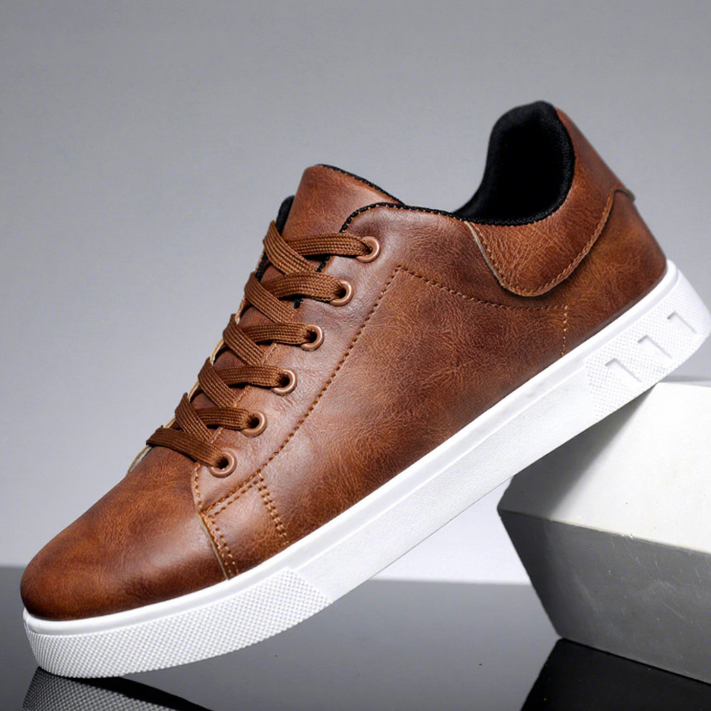Men’s Plus-Size Casual Leather Shoes – Fashion Platform Loafers & Lace-Up Skate Shoes with Anti-Slip Sole