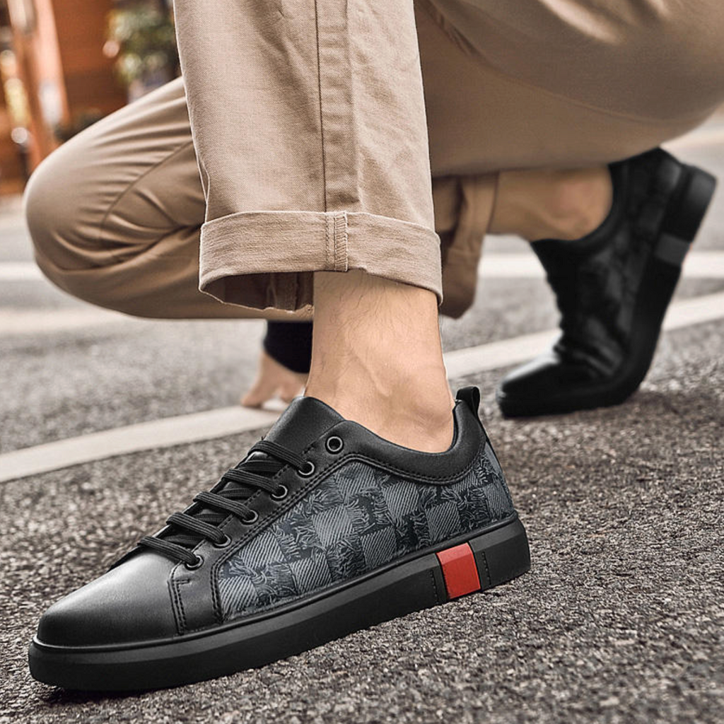 Men’s Lightweight Leather Casual Shoes – Breathable Korean-Style Flat Shoes for Spring & Autumn