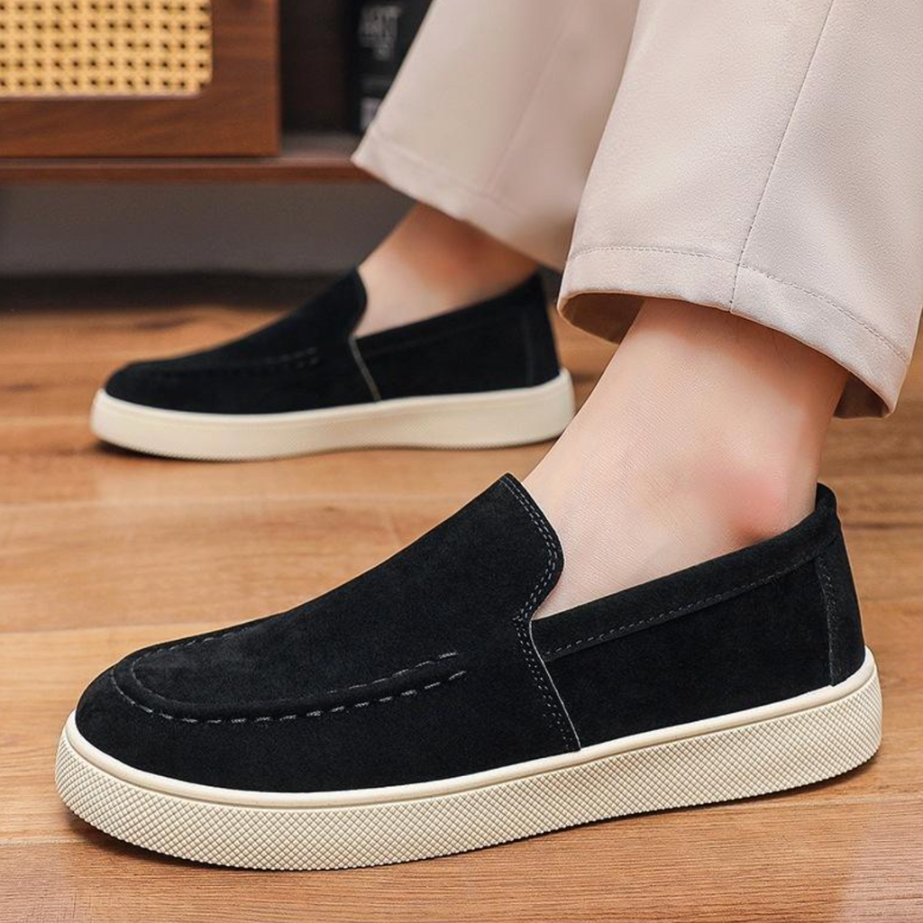 Men’s Lightweight Slip-On Casual Sneakers – Breathable Easy-Wear Loafers for Everyday Commuting